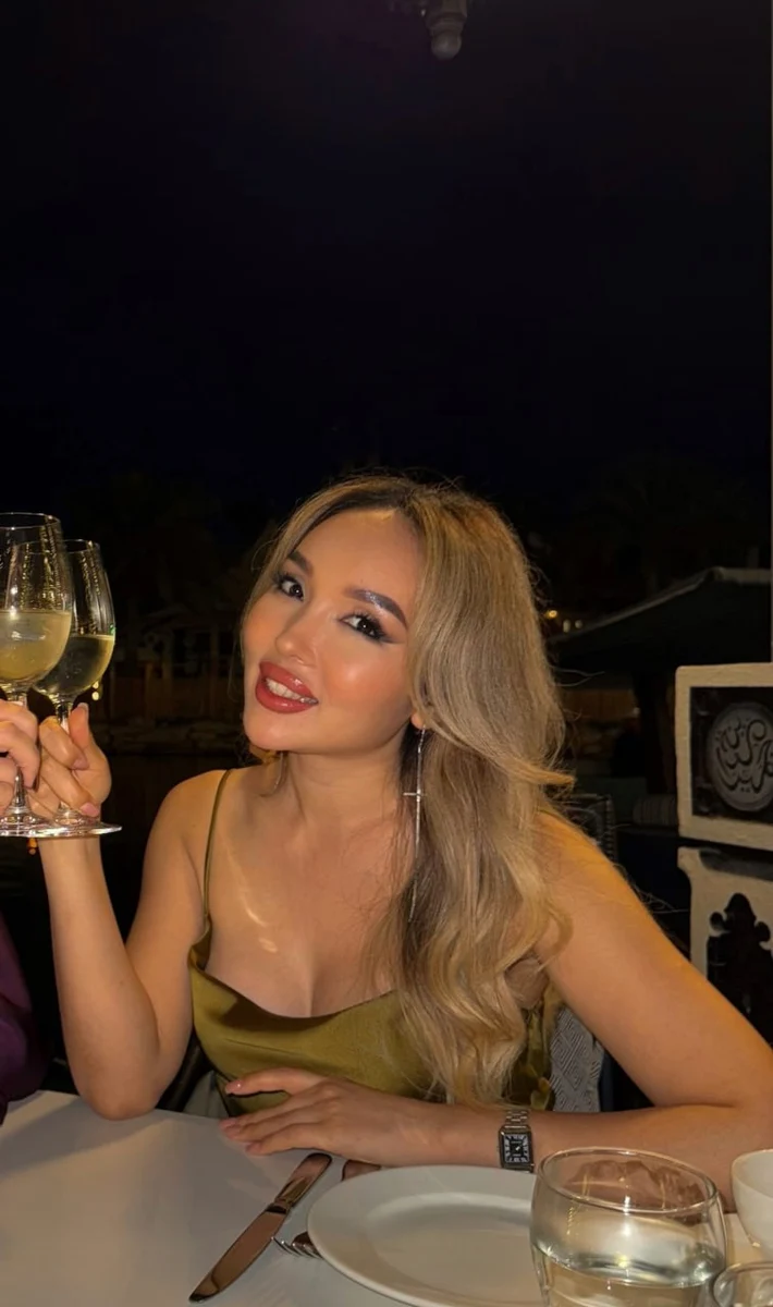 Melania escort in Dubai