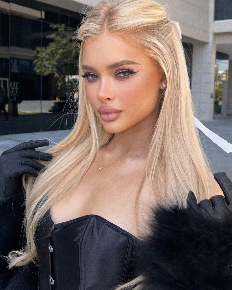 Tiramia escort in Dubai